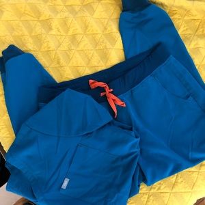 Figs alps blue jogger set